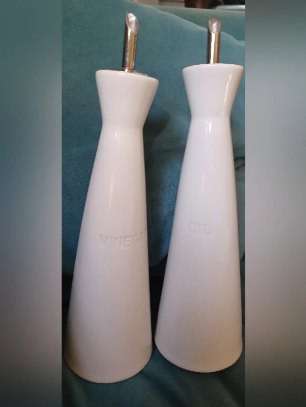 Pottery Barn Great White Ceramic Oil and Vinegar Dispenser Set